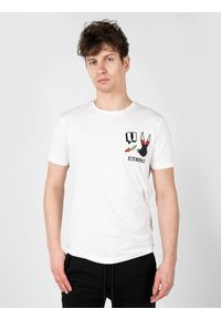 Iceberg T-Shirt | F0106301 | Mężczyzna | Biały. Okazja: na co dzień. Kolor: biały. Materiał: bawełna, elastan. Wzór: nadruk. Styl: klasyczny, casual, elegancki