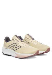 New Balance Buty do biegania Fresh Foam x 520 v9 W5207J8 Beżowy. Kolor: beżowy. Materiał: materiał #4