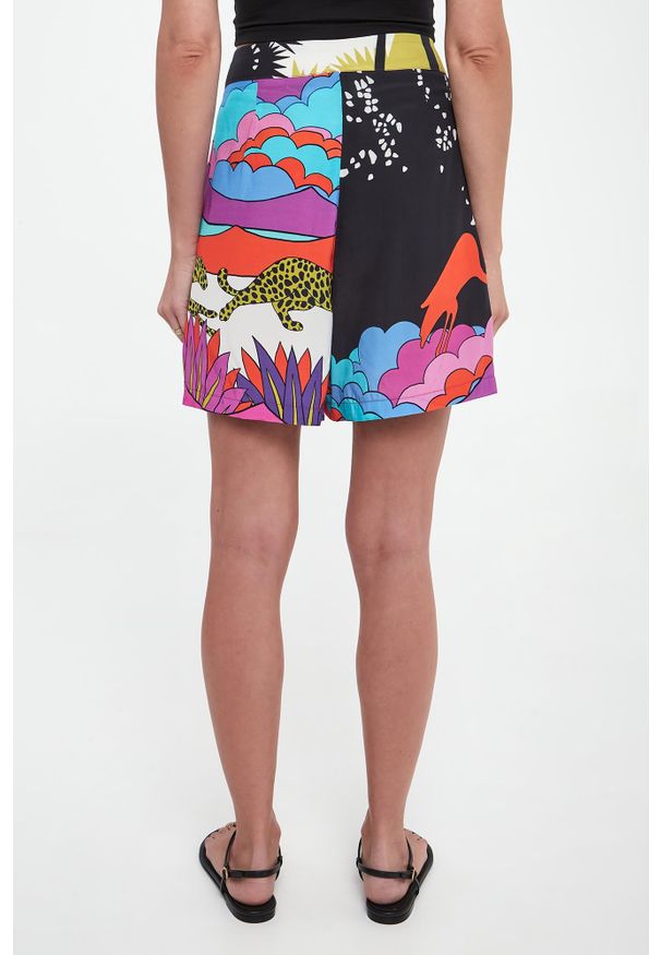 Sportalm - Spodenki damskie ze wzorem SPORTALM