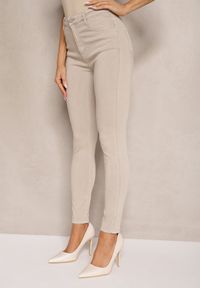 Renee - Beżowe Jeansy Skinny z Bawełną i Wiskozą High Waist Turesa. Okazja: na co dzień. Stan: podwyższony. Kolor: beżowy. Styl: casual, elegancki