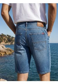 Big-Star - Szorty męskie jeansowe niebieskie Colter 410. Stan: podwyższony. Kolor: niebieski. Materiał: jeans. Długość: krótkie. Sezon: lato. Styl: klasyczny, vintage #7