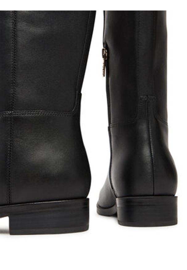 Guess Kozaki FLFZOR LEA11 Czarny. Kolor: czarny. Materiał: skóra