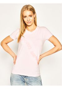 Emporio Armani T-Shirt 3H2T6F 2JQAZ 0322 Różowy Regular Fit. Kolor: różowy. Materiał: bawełna #1