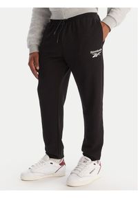 Reebok Spodnie dresowe Winslow RK25140CCM Czarny Regular Fit. Kolor: czarny. Materiał: bawełna