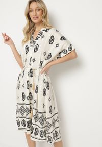 Born2be - Czarno-Kremowa Wiskozowa Sukienka Boho o Pudełkowym Kroju z Rozcięciami Nelbia. Okazja: na co dzień. Typ kołnierza: dekolt w serek. Kolor: czarny. Materiał: wiskoza. Styl: boho #5