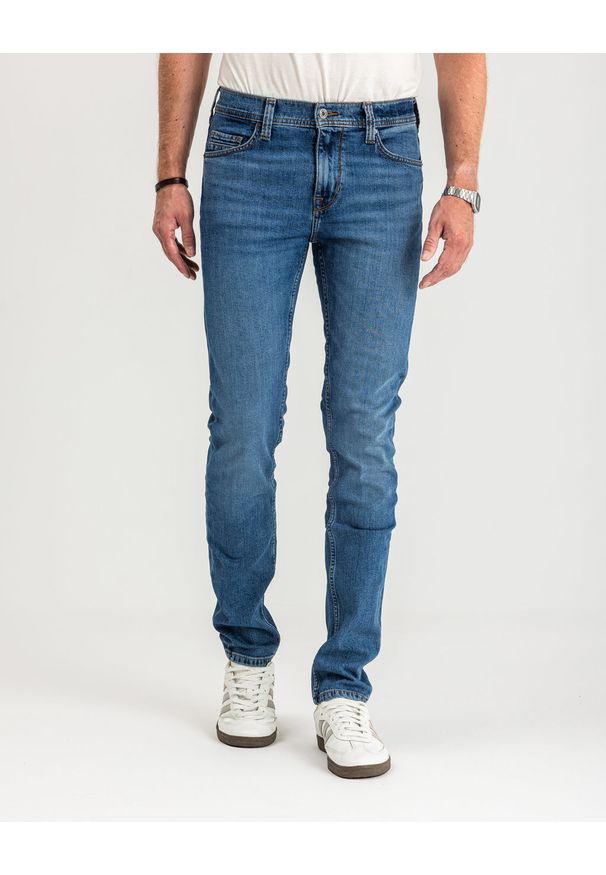 Spodnie Męskie Jeansowe Mustang Vegas Slim Denim Blue 1015350 5000 682, W33 L34. Okazja: na co dzień. Długość: długie. Styl: casual, klasyczny