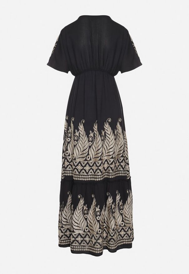 Born2be - Czarna Kopertowa Sukienka z Wiskozy Ozdobiona Frędzlami Redare. Okazja: na co dzień. Typ kołnierza: dekolt w serek. Kolor: czarny. Materiał: wiskoza. Wzór: aplikacja. Typ sukienki: kopertowe. Styl: casual, boho, klasyczny