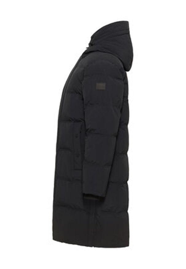 Mustang Kurtka zimowa Leroy 1016897 Czarny Regular Fit. Kolor: czarny. Materiał: syntetyk. Sezon: zima