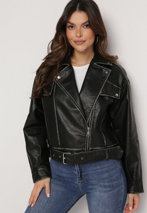 Born2be - Czarna Kurtka Ramoneska Vintage z Imitacji Skóry z Asymetrycznym Suwakiem i Patkami Kimina. Okazja: na co dzień. Kolor: czarny. Materiał: skóra. Styl: vintage