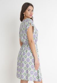 Born2be - Zielono-Fioletowa Bawełniana Sukienka Mini z Gumką w Talii Caara. Kolor: zielony. Materiał: bawełna. Długość: mini #2