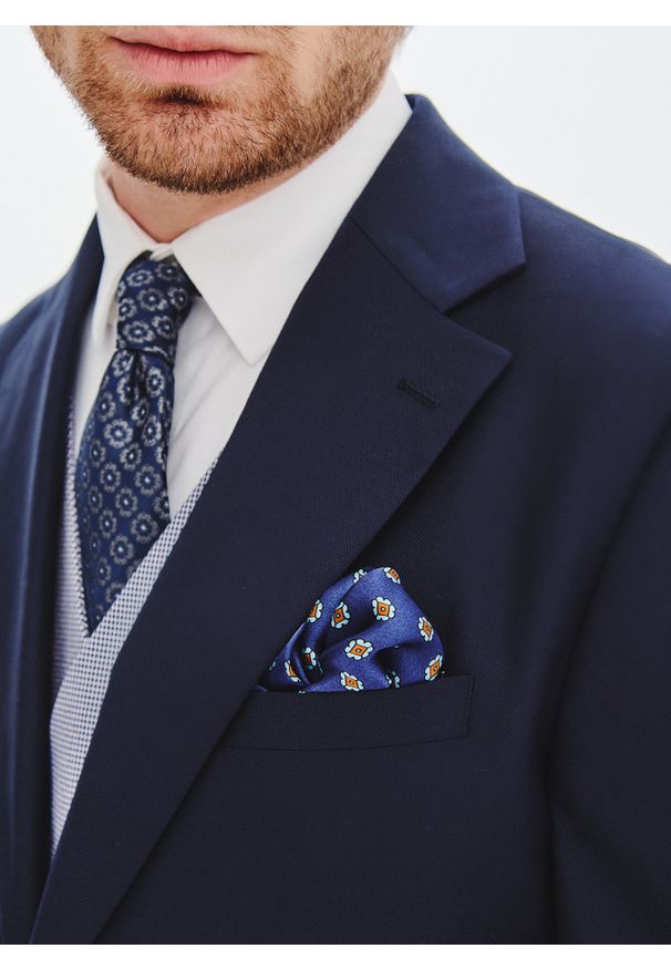 Pako Lorente - PAKO LORENTE - Granatowy garnitur męski z wełną. Kolor: niebieski. Materiał: wełna