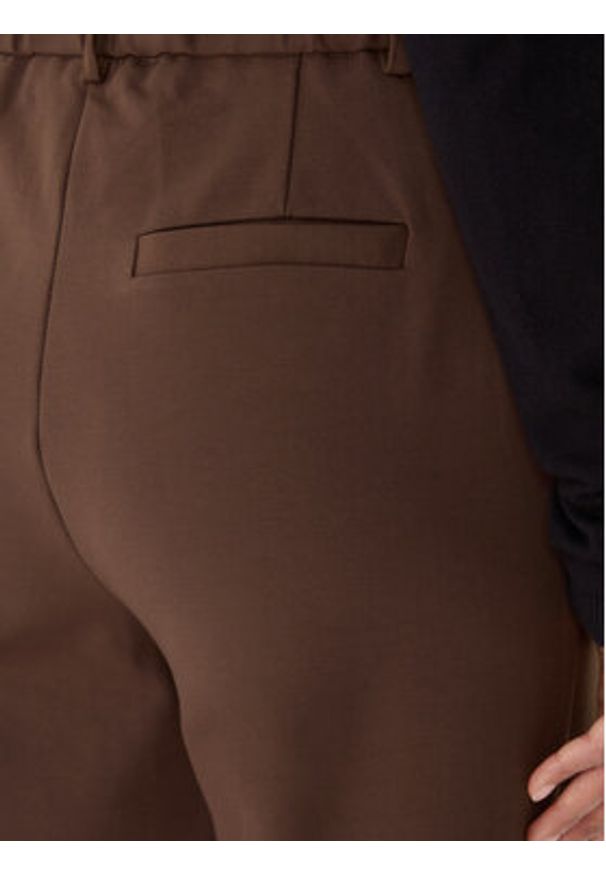 ViCOLO Spodnie materiałowe TF0229 Brązowy Regular Fit. Kolor: brązowy. Materiał: syntetyk, wiskoza