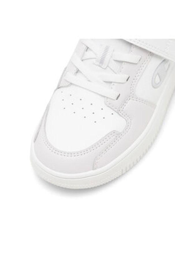 Champion Sneakersy Rebound 2.0 Low B PS S32497-WW020 Biały. Kolor: biały. Materiał: syntetyk