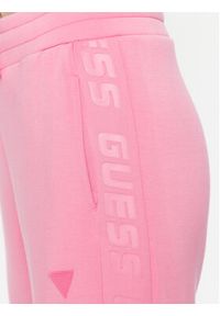 Guess Spodnie dresowe V2YB18 K7UW2 Różowy Reglan Fit. Kolor: różowy. Materiał: dresówka, wiskoza #4