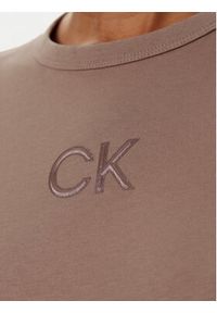 Calvin Klein T-Shirt Satin K20K207974 Beżowy Regular Fit. Kolor: beżowy. Materiał: bawełna #5