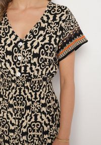 Born2be - Czarna Bawełniana Sukienka z Gumką w Talii i Guzikami Natiflione. Okazja: na co dzień. Typ kołnierza: dekolt w kształcie V. Kolor: czarny. Materiał: bawełna. Typ sukienki: oversize, rozkloszowane. Styl: casual, elegancki, klasyczny #5