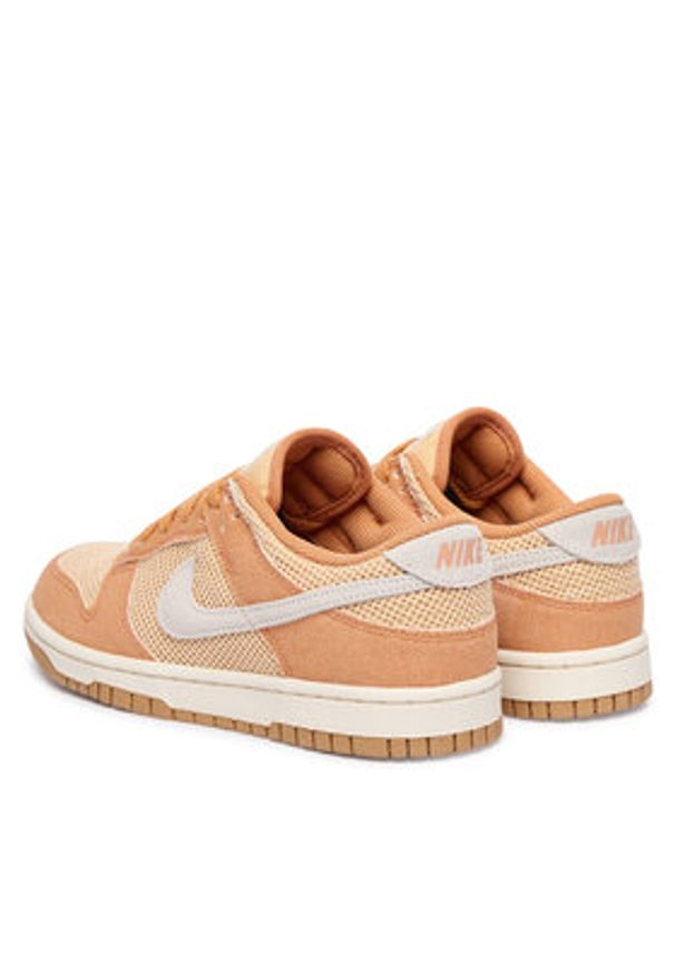 Nike Sneakersy W Dunk Low NN SE HJ5864 200 Pomarańczowy. Kolor: pomarańczowy. Materiał: materiał