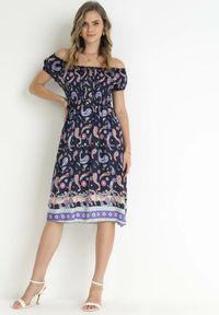 Born2be - Granatowa Rozkloszowana Sukienka Bawełniana Hiszpanka we Wzór Paisley Dottia. Typ kołnierza: dekolt hiszpanka. Kolor: niebieski. Materiał: bawełna. Wzór: paisley #3