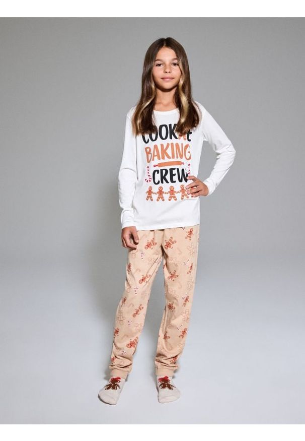 Sinsay - Piżama dwuczęściowa z motywem świątecznym - kremowy. Kolor: kremowy. Styl: wizytowy