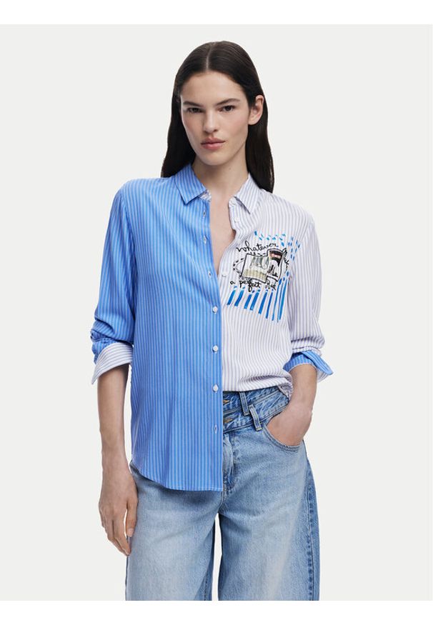 Desigual Koszula A Perfect Ride 25SWCW36 Niebieski Regular Fit. Kolor: niebieski. Materiał: wiskoza