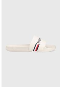 TOMMY HILFIGER - Tommy Hilfiger klapki CORPORATE FLAG POOL męskie kolor biały FM0FM04613. Kolor: biały. Materiał: tworzywo sztuczne #1