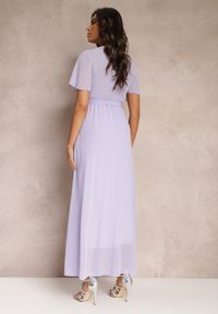 Renee - Fioletowa Plisowana Sukienka z Kopertowym Dekoltem i Gumką w Talii Dimitris. Kolor: fioletowy. Materiał: materiał. Typ sukienki: kopertowe #3