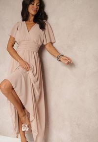 Renee - Ciemnoróżowa Rozkloszowana Sukienka z Kopertowym Dekoltem Obillis. Okazja: na co dzień, na imprezę. Kolor: różowy. Typ sukienki: kopertowe. Styl: elegancki, casual #3