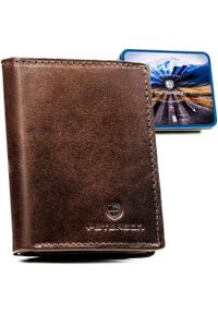 Pionowy portfel męski ze skóry naturalnej w brązowym kolorze, model bez zapięcia zewnętrznego Peterson PTN RM-12-BUF. Kolor: brązowy. Materiał: skóra #1