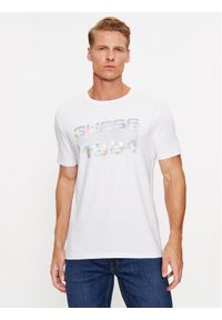 Guess T-Shirt M3BI77 J1314 Biały Slim Fit. Kolor: biały. Materiał: bawełna