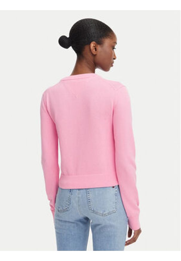 Tommy Jeans Sweter Flag DW0DW22930 Różowy jasny Regular Fit. Kolor: różowy. Materiał: bawełna