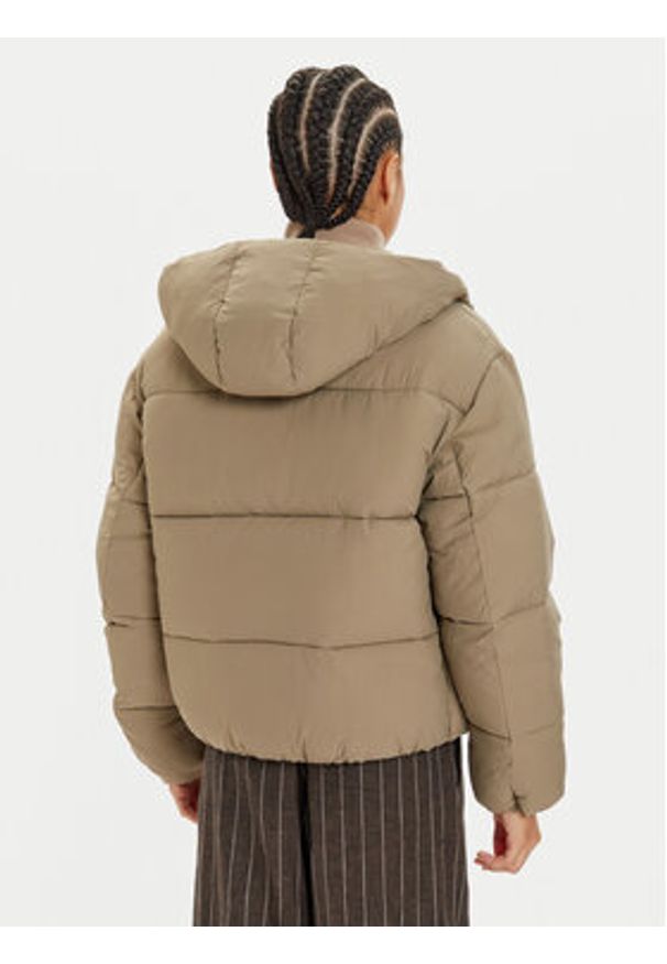 Calvin Klein Jeans Kurtka zimowa J20J224112 Beżowy Regular Fit. Kolor: beżowy. Materiał: syntetyk. Sezon: zima