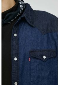Levi's® - Levi's koszula jeansowa męska kolor granatowy regular z kołnierzykiem klasycznym. Okazja: na spotkanie biznesowe. Typ kołnierza: kołnierzyk klasyczny. Kolor: niebieski. Materiał: jeans. Styl: klasyczny #5
