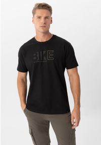 Volcano - T-shirt męski czarny, Comfort Fit, T-EKIB. Okazja: na co dzień. Kolor: czarny. Materiał: bawełna, materiał. Długość rękawa: krótki rękaw. Długość: krótkie. Wzór: nadruk. Styl: klasyczny, casual #1