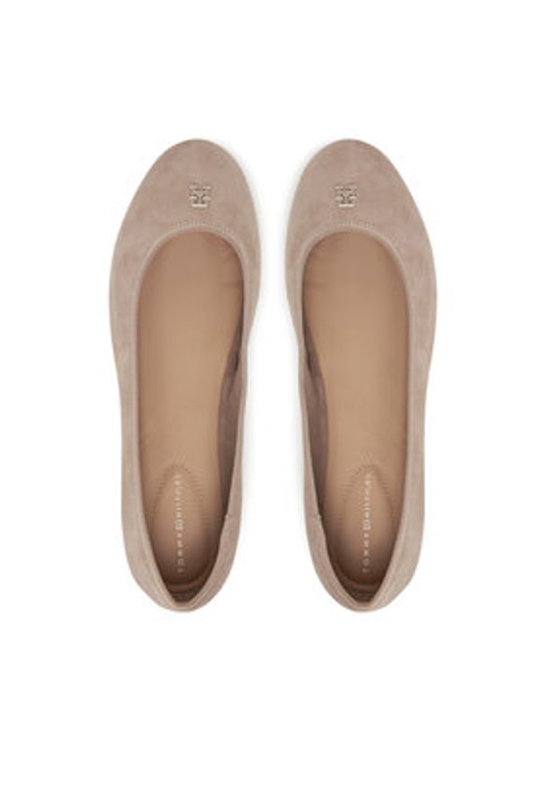 TOMMY HILFIGER - Tommy Hilfiger Baleriny Th Hardware Suede Ballerina FW0FW08655 Beżowy. Kolor: beżowy. Materiał: zamsz, skóra