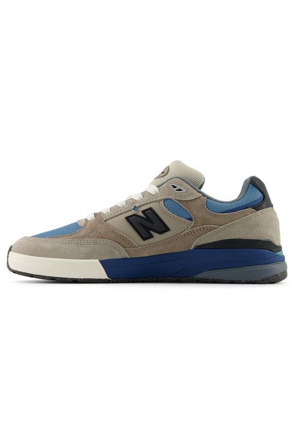 Buty męskie New Balance Numeric UN933ASB – beżowe. Kolor: beżowy. Materiał: zamsz, guma. Szerokość cholewki: normalna. Sport: skateboard