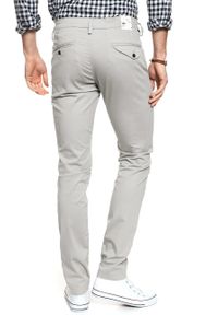 Lee - LEE SPODNIE MĘSKIE CHINO LT GREIGE L768LV64 112121091. Materiał: materiał