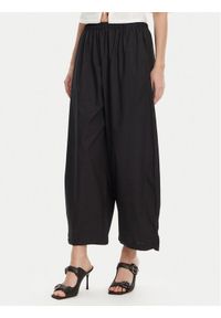 Pinko - PINKO Spodnie materiałowe 105210 A2LD Czarny Relaxed Fit. Kolor: czarny. Materiał: bawełna