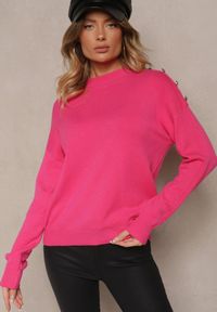 Renee - Fuksjowy Sweter z Półgolfem Wiskozą i Modalem Ozdobiona Guzikami Emmitana. Okazja: na co dzień. Kolor: różowy. Materiał: wiskoza. Wzór: aplikacja. Styl: klasyczny, elegancki, casual