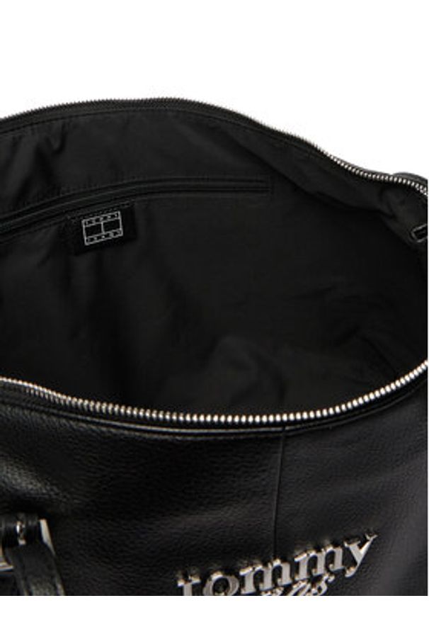Tommy Jeans Torebka Pebble Grain Metal Logo Tote Bag AW0AW18472 Czarny. Kolor: czarny. Materiał: skórzane