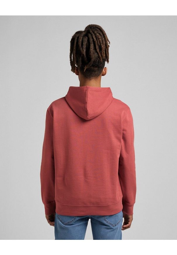 Lee - LEE HOODIE MĘSKA BLUZA Z KAPTUREM CINNAMON L80EEJVG 112320152. Typ kołnierza: kaptur