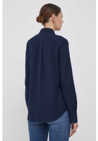 Lacoste koszula bawełniana damska kolor granatowy regular z kołnierzykiem klasycznym. Typ kołnierza: kołnierzyk klasyczny. Kolor: niebieski. Materiał: bawełna. Długość rękawa: długi rękaw. Długość: długie. Styl: klasyczny #5