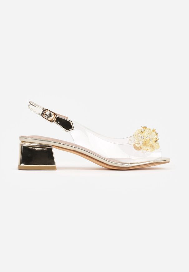 Born2be - Złote Transparentne Sandały VICES na Metalicznym Obcasie z Aplikacją 3D Zarinerris. Zapięcie: sprzączka. Kolor: złoty. Materiał: satyna. Wzór: aplikacja. Obcas: na obcasie. Styl: elegancki. Wysokość obcasa: średni