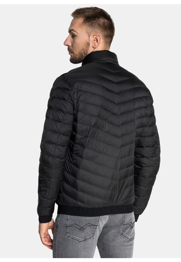 Kurtka puchowa męska Armani Exchange (8NZB52 ZNW3Z 0217). Kolor: czarny. Materiał: puch. Styl: sportowy