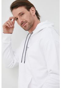 Calvin Klein bluza bawełniana męska kolor biały z kapturem z nadrukiem. Typ kołnierza: kaptur. Kolor: biały. Materiał: bawełna. Wzór: nadruk
