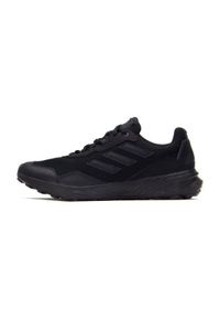Adidas - Buty adidas Tracefinder M Q47235 czarne. Okazja: na co dzień. Kolor: czarny. Materiał: guma, syntetyk, materiał. Szerokość cholewki: normalna. Sport: fitness