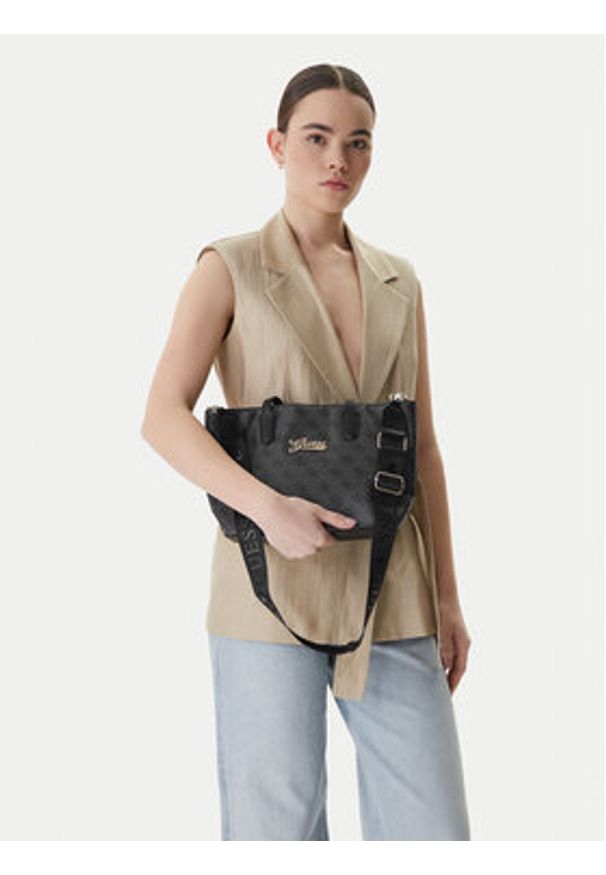 Guess Torebka J6RZ13 WFMF0 Czarny. Kolor: czarny. Materiał: skórzane