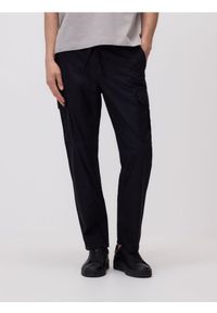 Reserved - Spodnie jogger z lnem - czarny. Kolor: czarny. Materiał: len #1