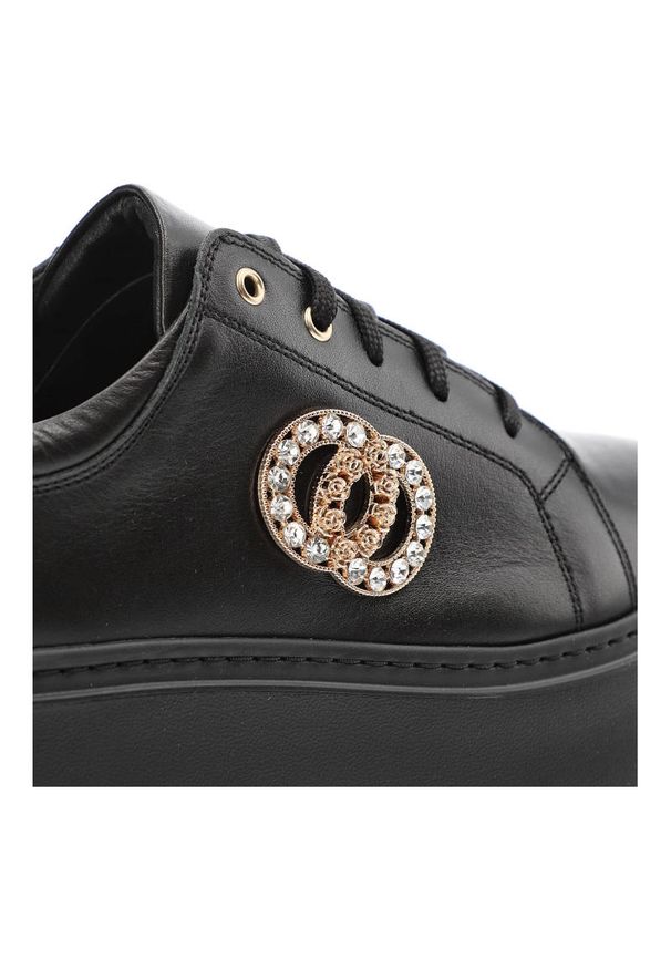 Czarne Sneakersy Lamanti Damskie Stylowe Obuwie. Nosek buta: okrągły. Kolor: czarny. Materiał: skóra. Obcas: na płaskiej podeszwie. Sport: turystyka piesza