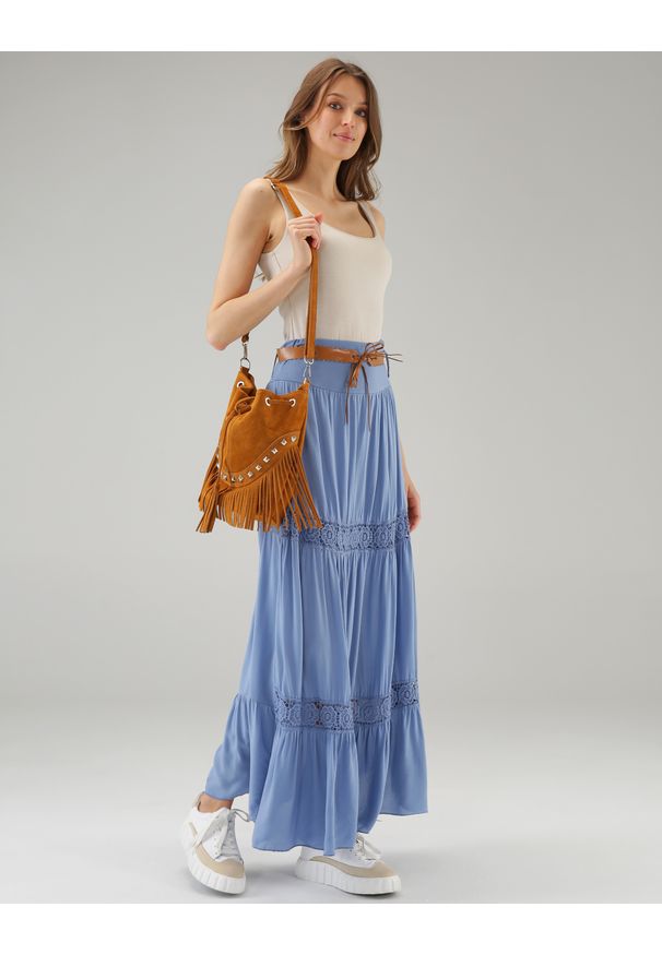 Unisono - DŁUGA SPÓDNICA 145-22040 JEANS. Materiał: jeans. Długość: długie