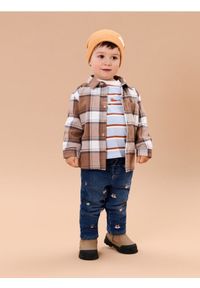 Sinsay - Jeansy z haftowanym wzorem - niebieski. Kolor: niebieski. Materiał: jeans. Wzór: haft